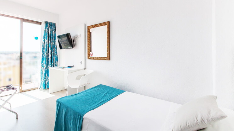 Bluesea Arenal Tower - Adults Only